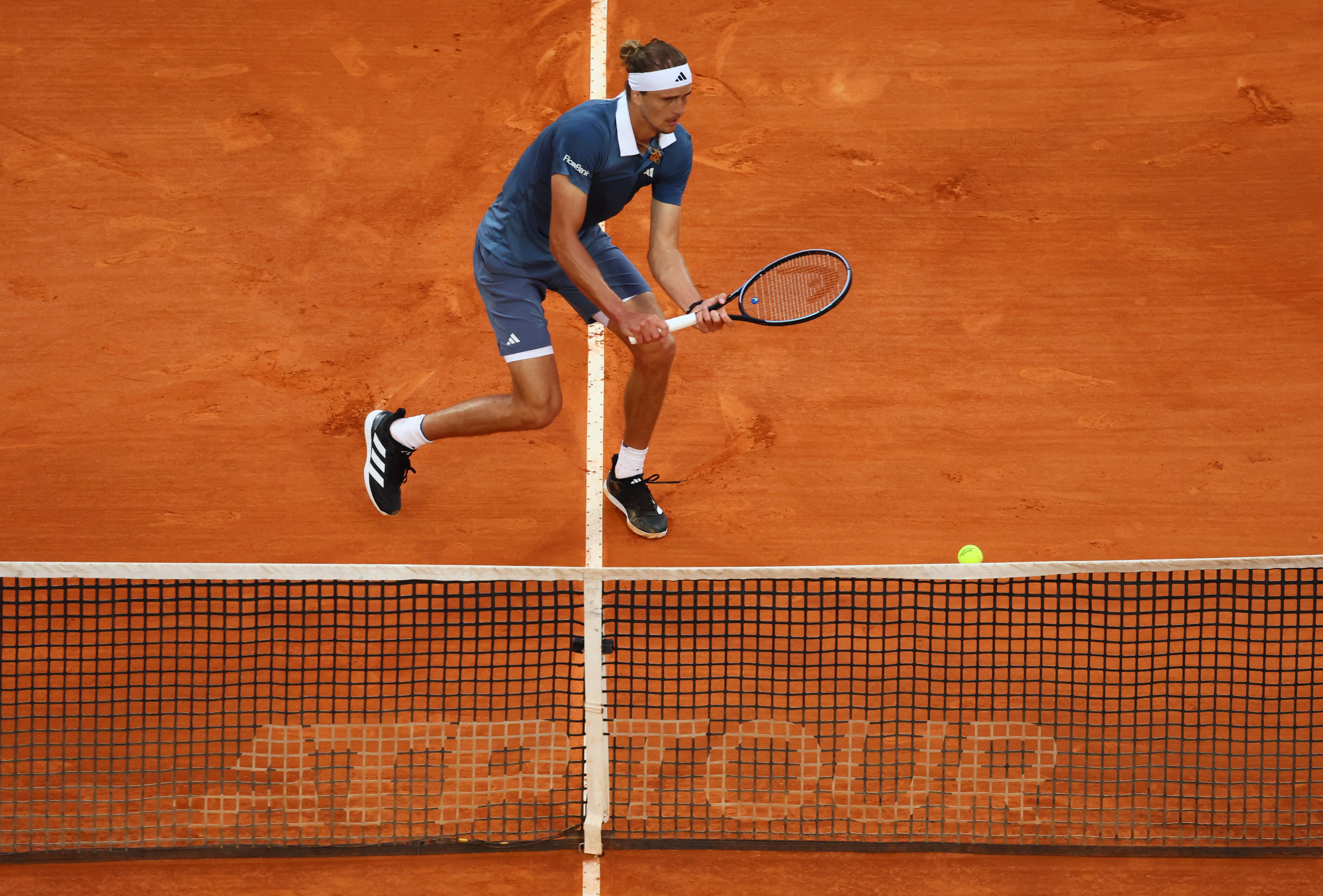 九游体育-包含英国网球队逆转日本网球队，兹维列夫制霸全场的词条