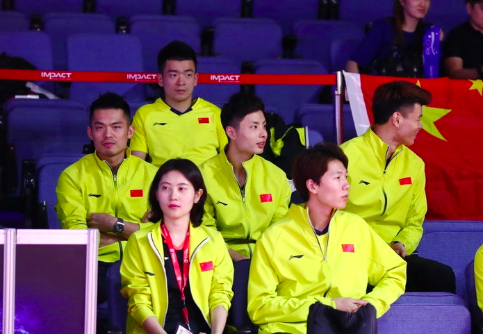 英格兰羽毛球队横扫泰国羽毛球队,谌龙统治全场的简单介绍 英格兰羽毛球队横扫泰国羽毛球队,谌龙统治全场的简单介绍