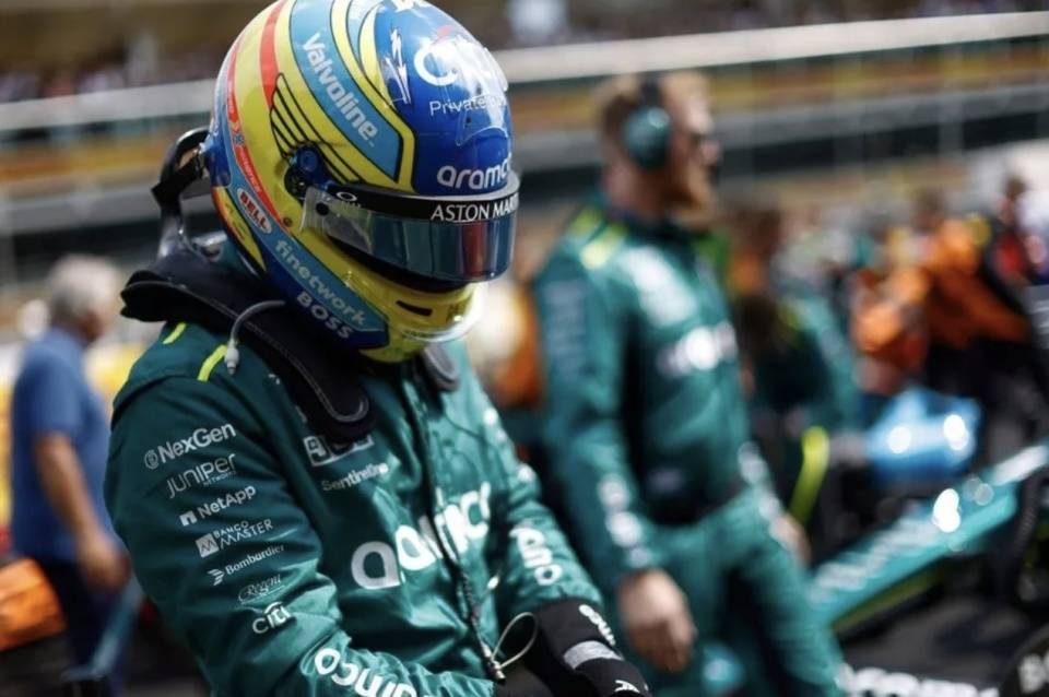 九游娱乐网页-阿斯顿马丁逆转哈斯车队，阿隆索统治全场的简单介绍