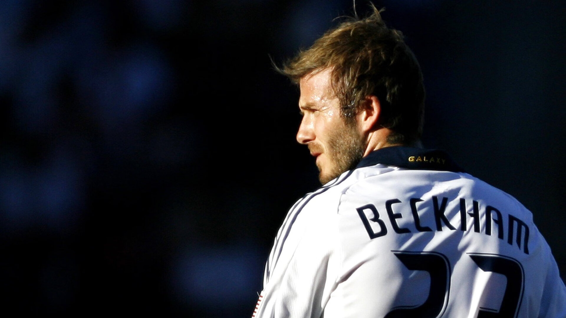 九游娱乐官方-从马赛到欧冠，路易斯·苏亚雷斯如何用碾压美学定义伟大比赛